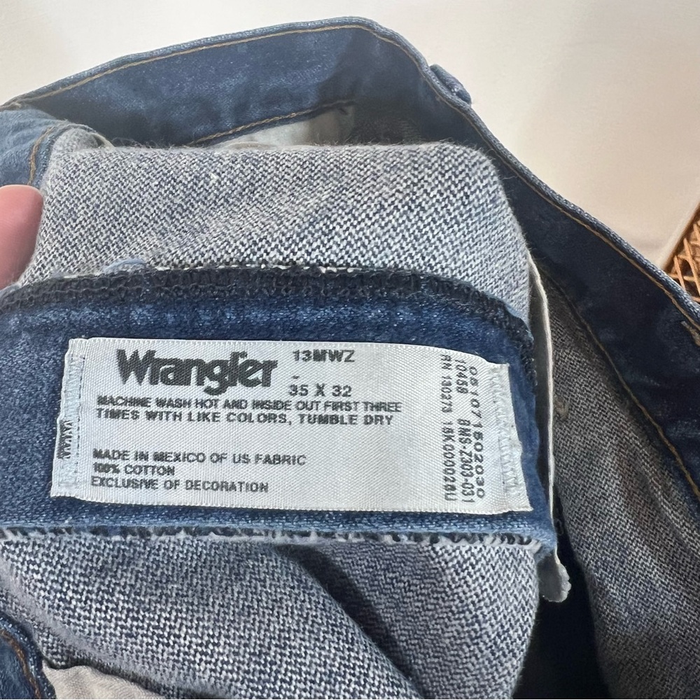 Wrangler Cowboy Cut Straight leg Dark Wash Denim Jeans 13MWZ Men's Size 35X32 - Picture 7 of 7